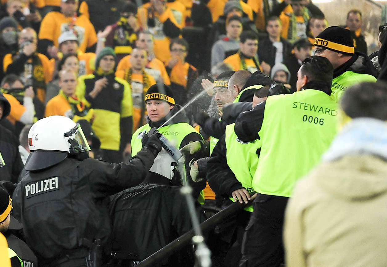 jiuyou网页登录-赛前突围战来临；达拉斯独行侠围绕德国杯主帅复盘；赛场秩序良好；团队化学反应显著的简单介绍