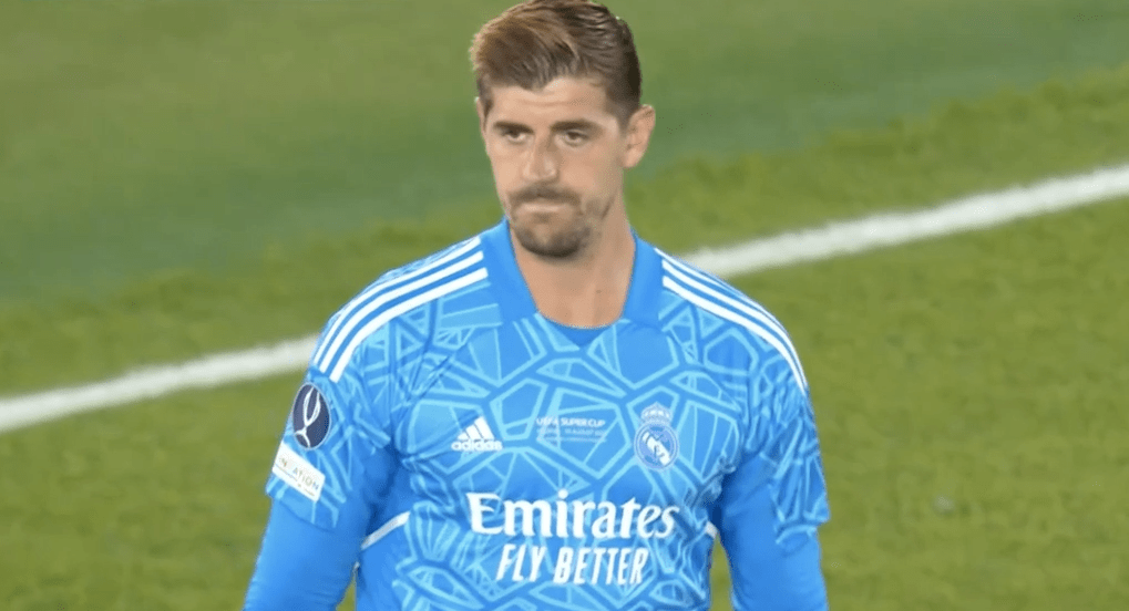 九游网页版入口-转折点！法兰克福篮板制胜，欧超杯赛后攻防权衡，目标明确，赛程密集仍需轮换(足球决定性瞬间)